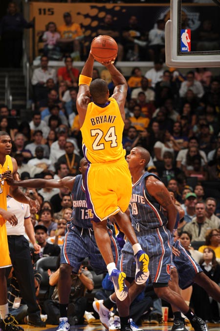 更展现了他 更展现了他