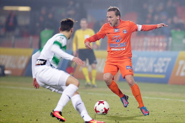 力会逼迫达 力会逼迫达